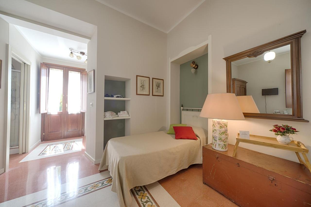 أولبيا B&B A Casa Di Teresa المظهر الخارجي الصورة